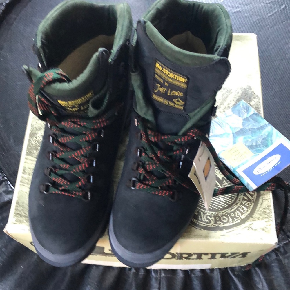 NWT VNT Scarpa Sportiva boot 🥾